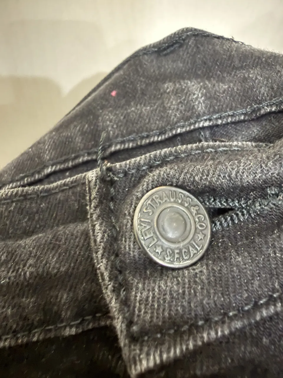 Bermuda Levi's - Vista 5