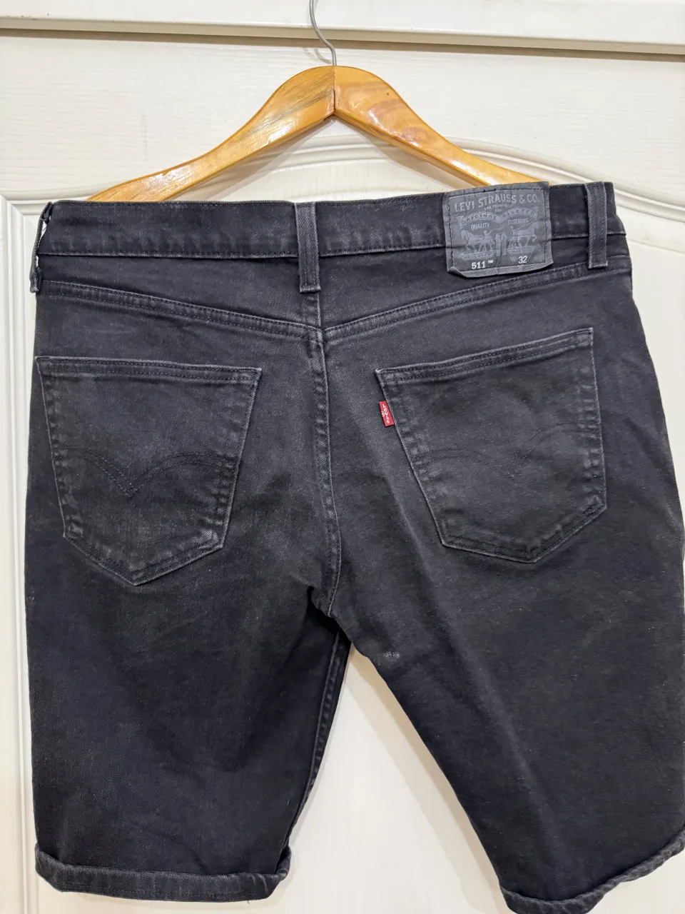 Bermuda Levi's - Vista 8