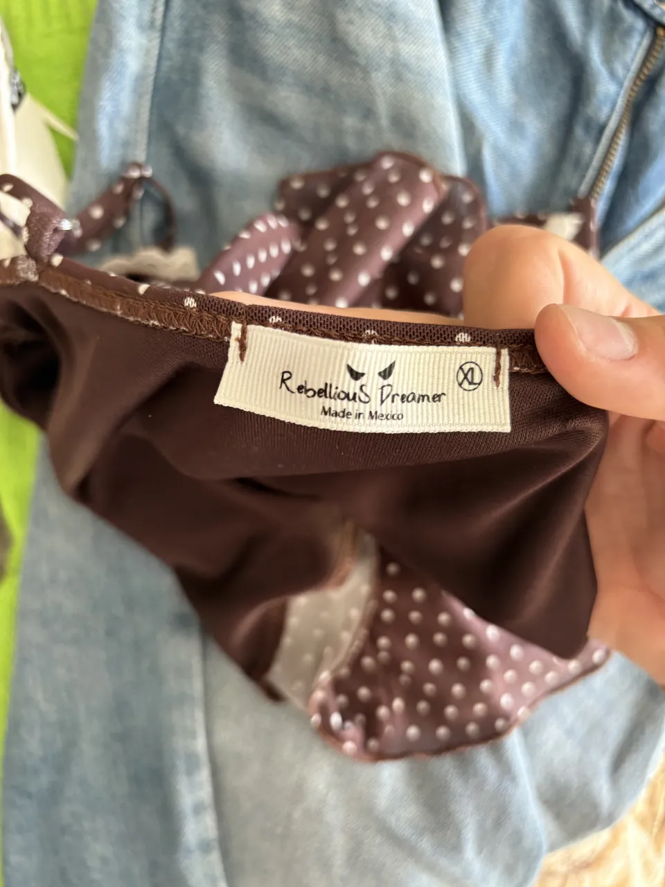 Top Rebelious dreamer - Vista 3