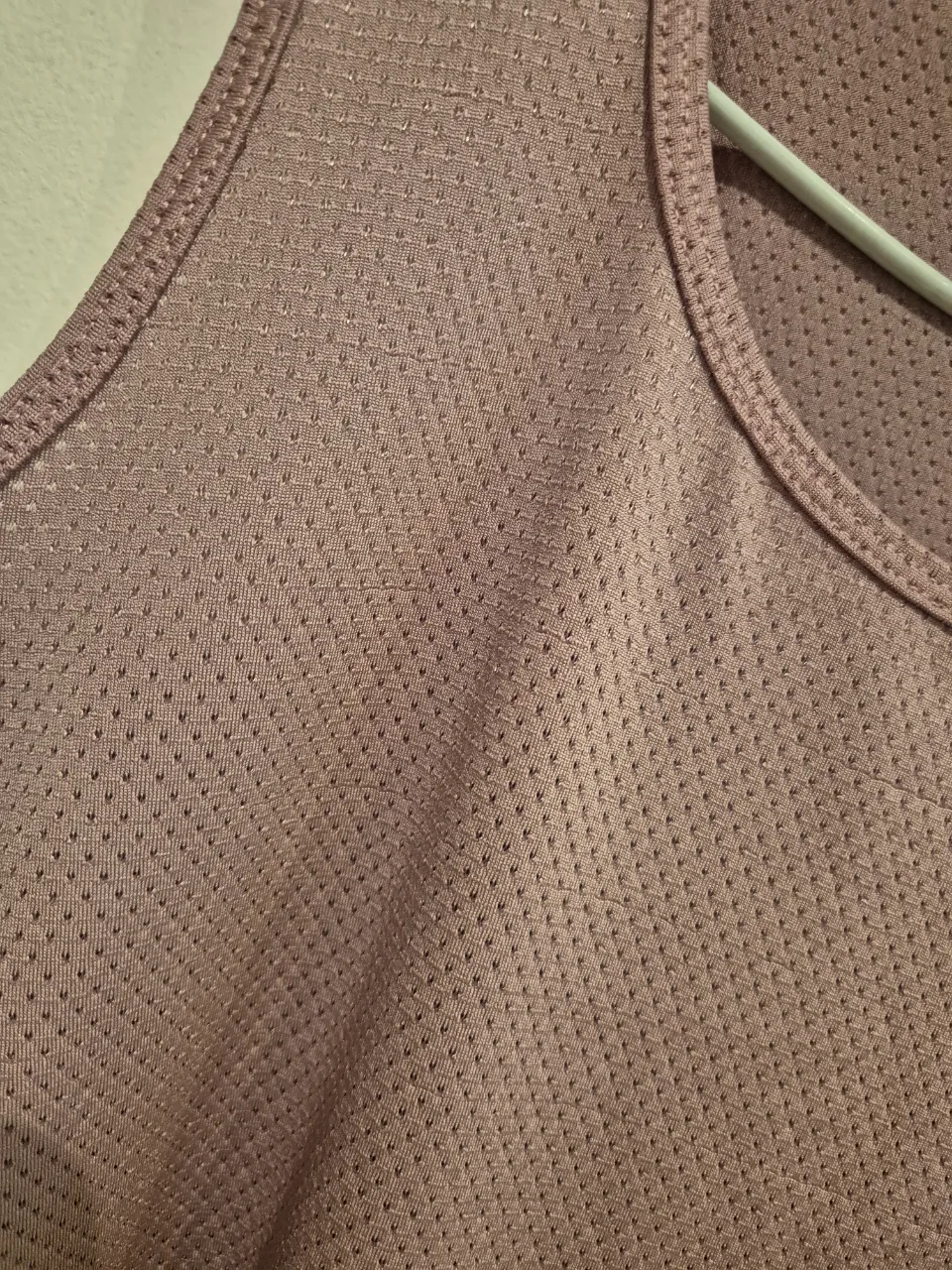 Musculosa Otra - Vista 3