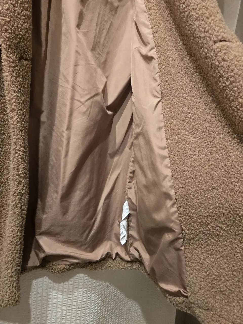 Tapado Bershka - Vista 3
