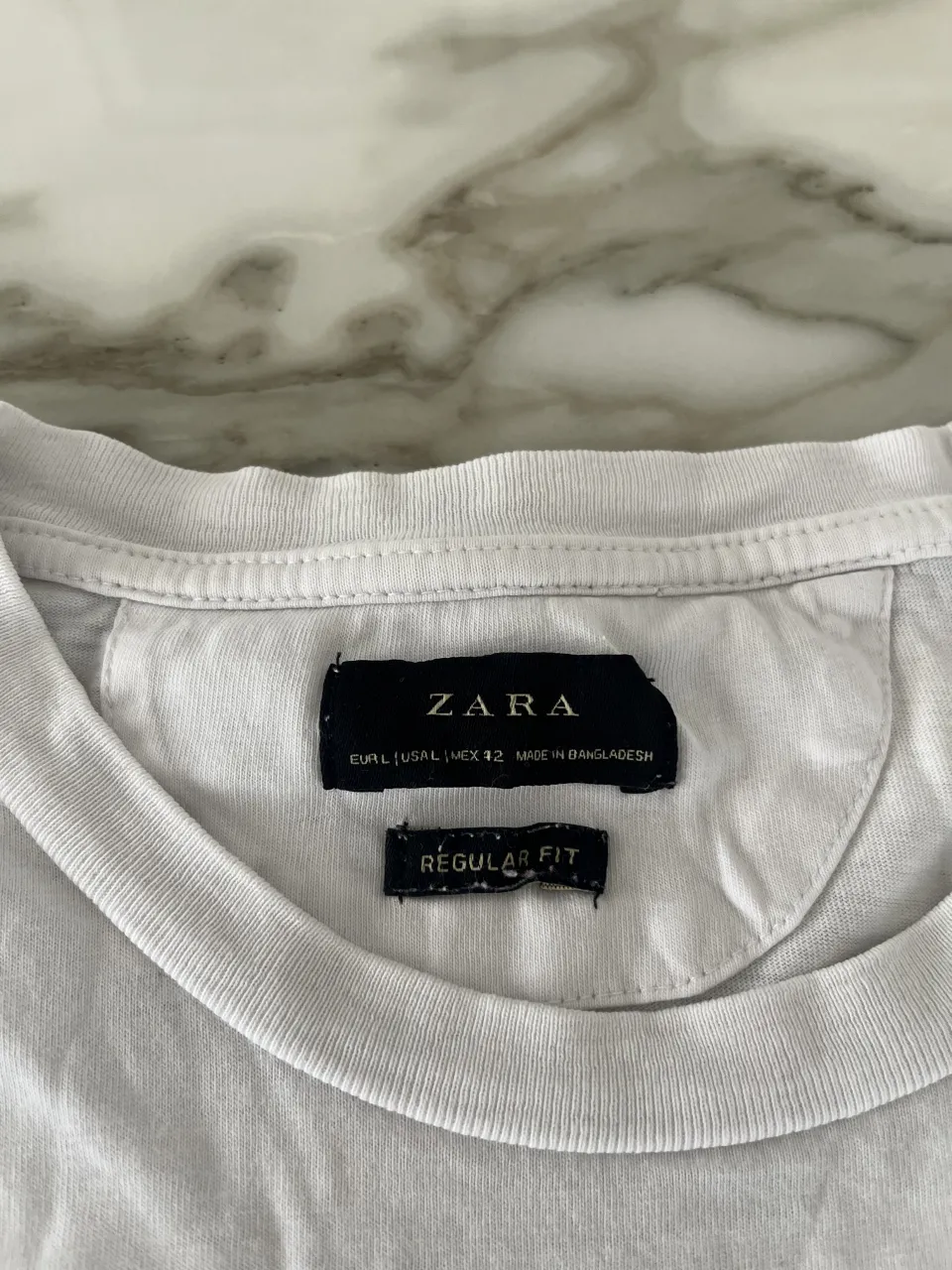 Remera Zara - Vista 2