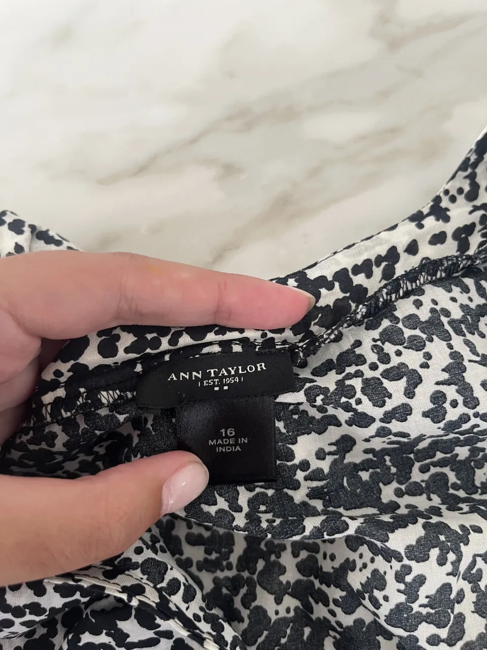 Blusa Ann Taylor - Vista 3