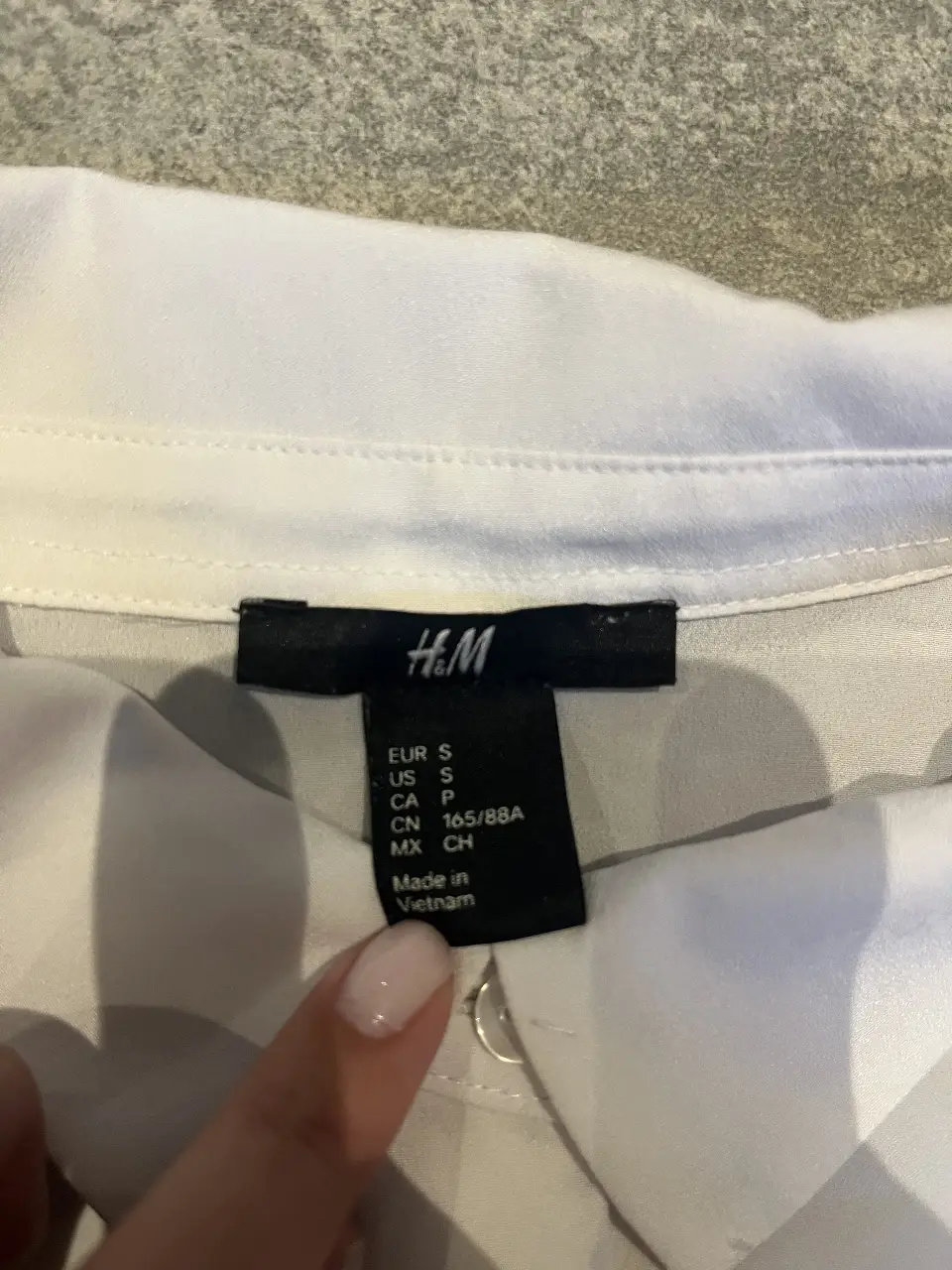 Camisa H&M - Vista 2
