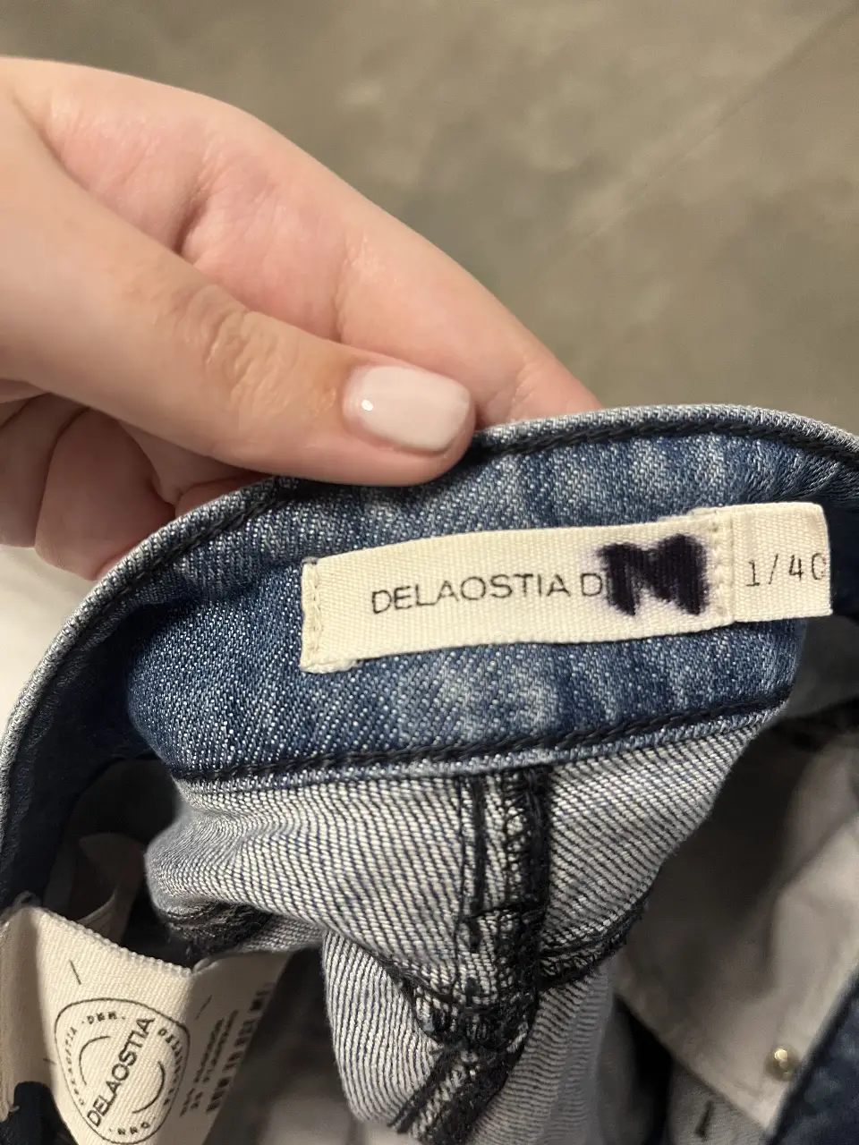 Short Delaostia - Vista 3
