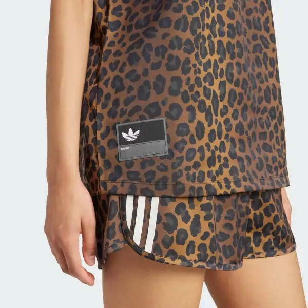 Camiseta adidas - Vista 2