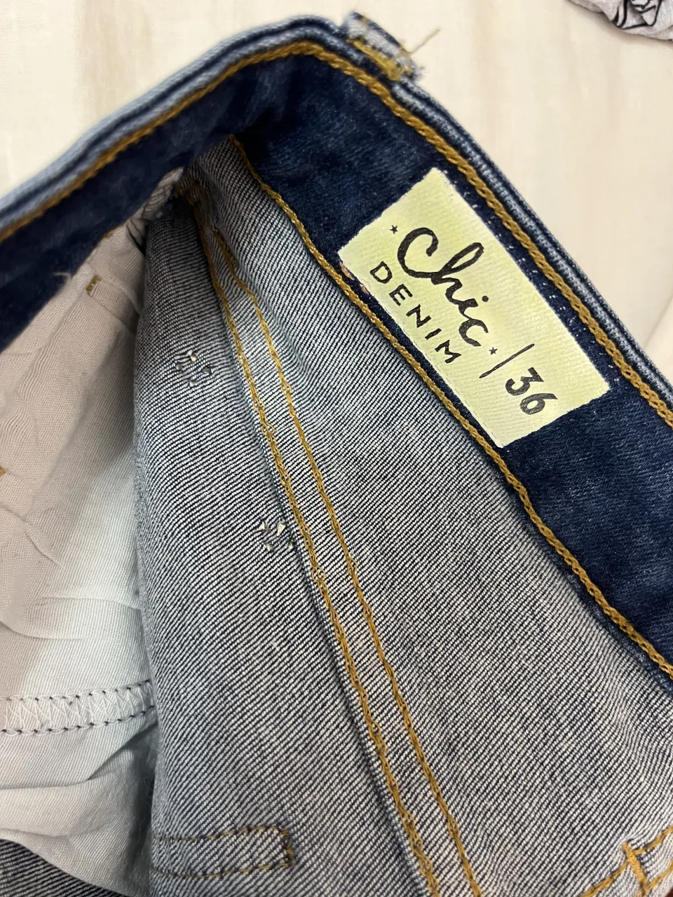 Jean Chic Denim - Vista 3