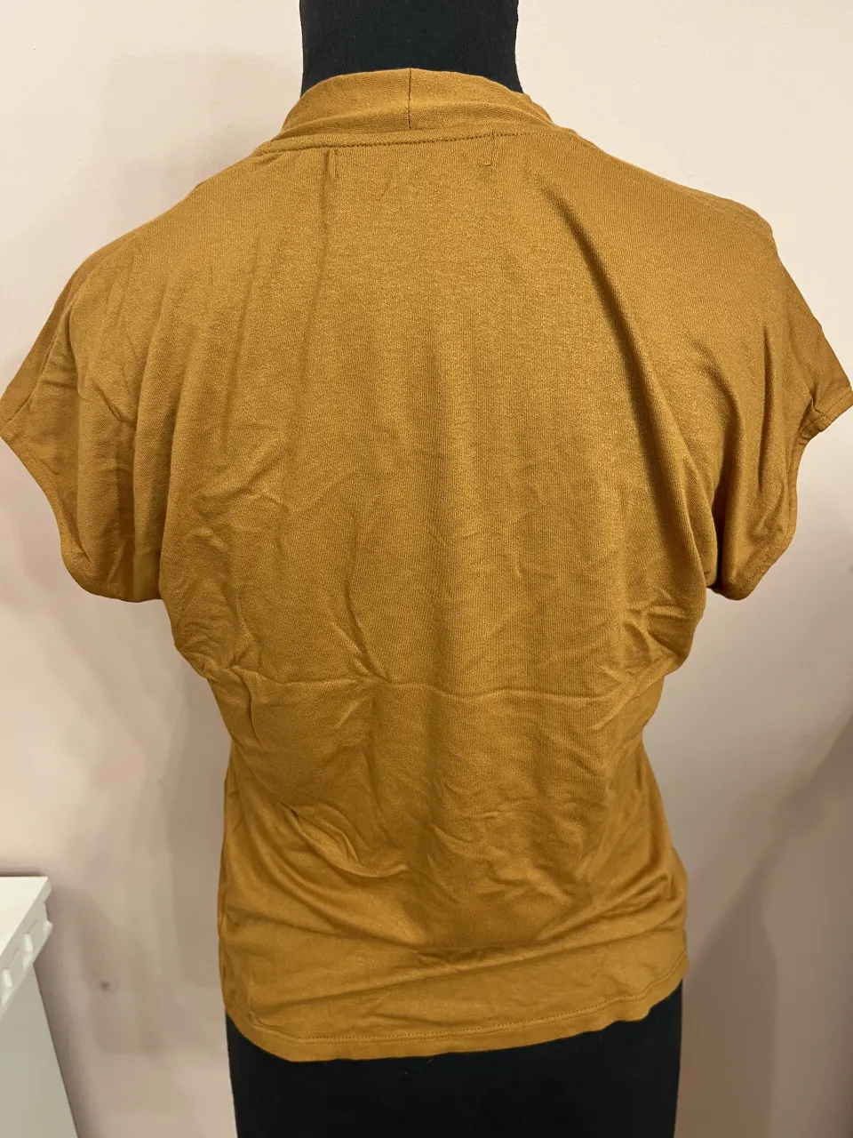 Remera Markova - Vista 2