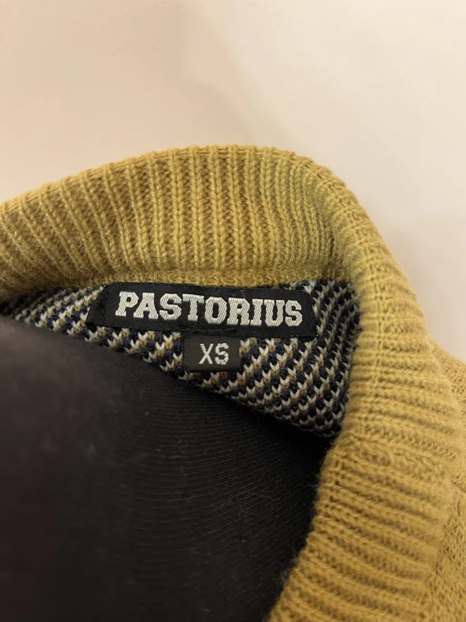 Sweater Pastorius - Vista 3