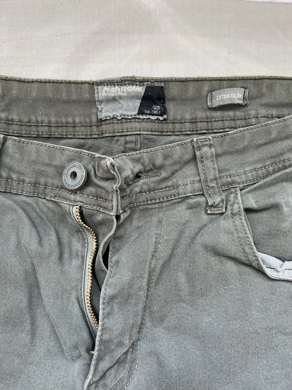 Pantalón Narrow - Vista 2