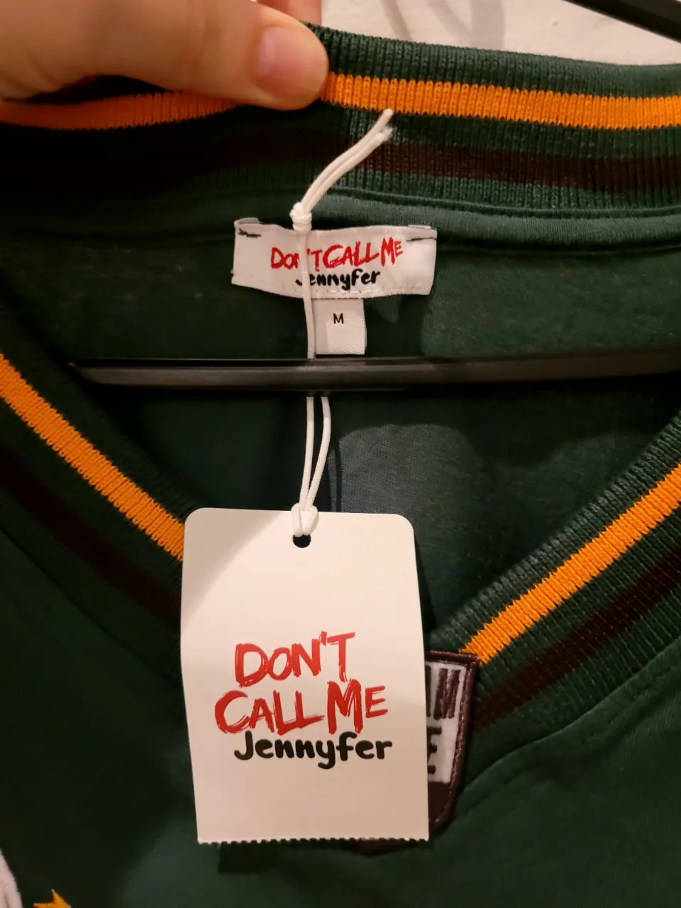 Camiseta Don't Call Me Jennyfer - Vista 3