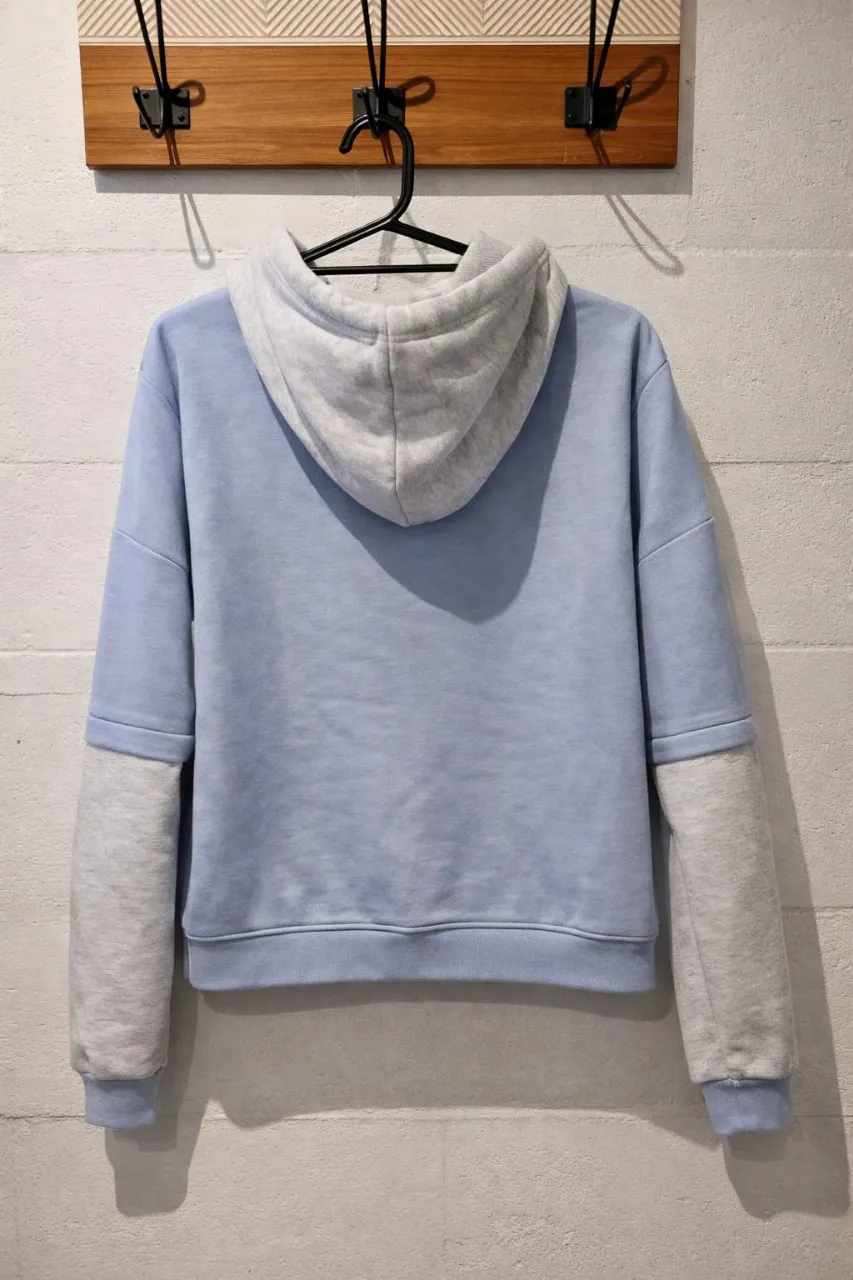 Buzo Don't Call Me Jennyfer - Vista 2