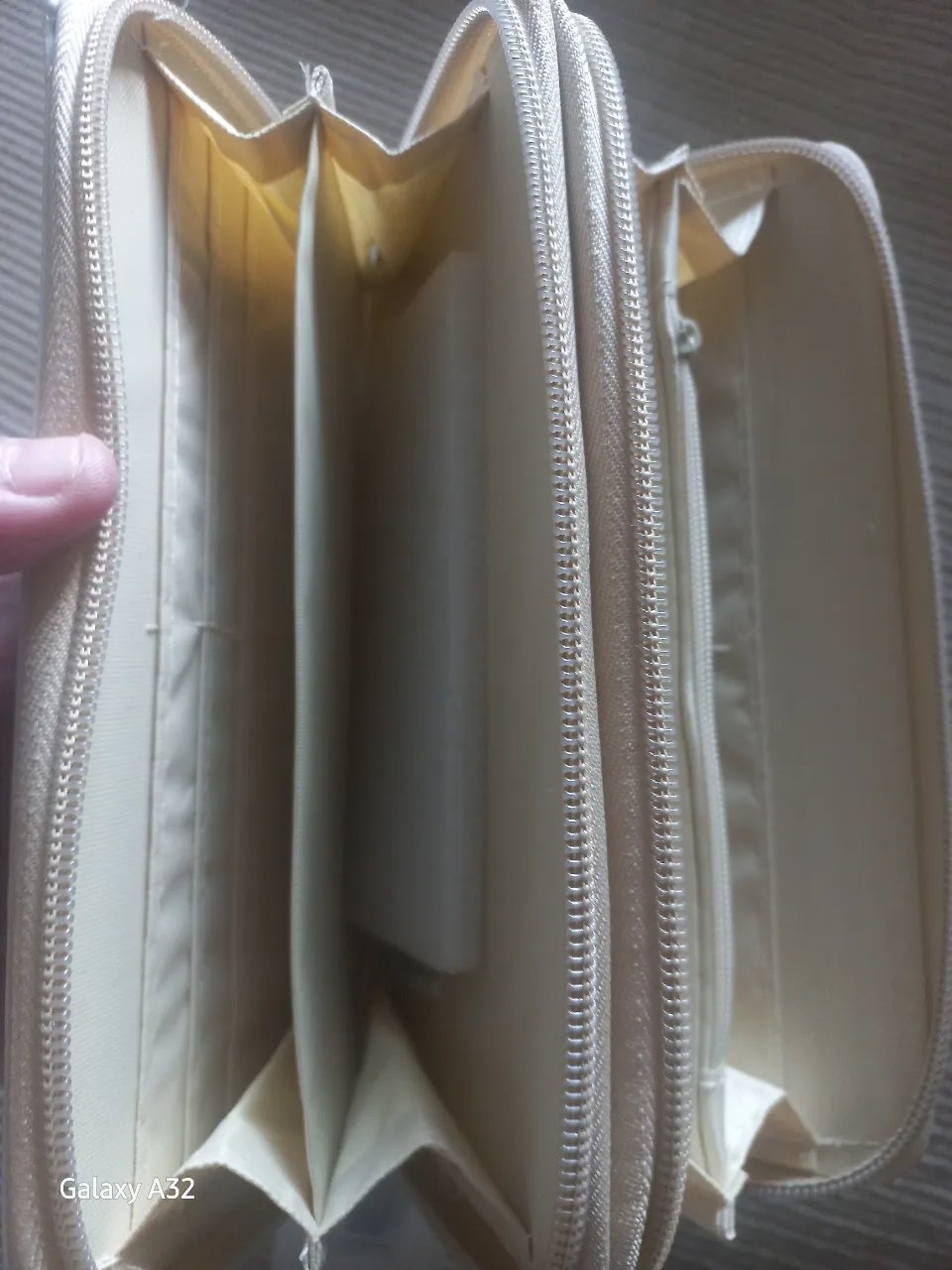 Billetera Timlee - Vista 4