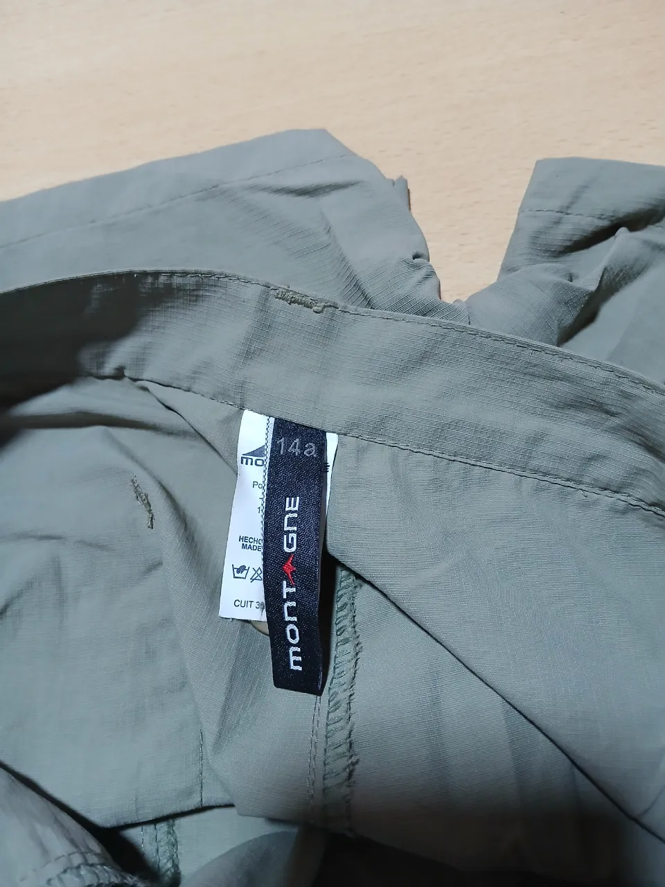 Ropa deportiva Montagne - Vista 3
