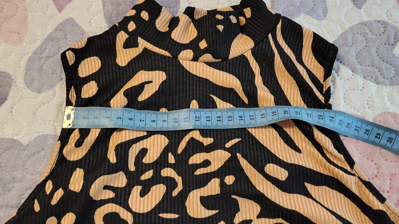 Top Ninguna - Vista 4