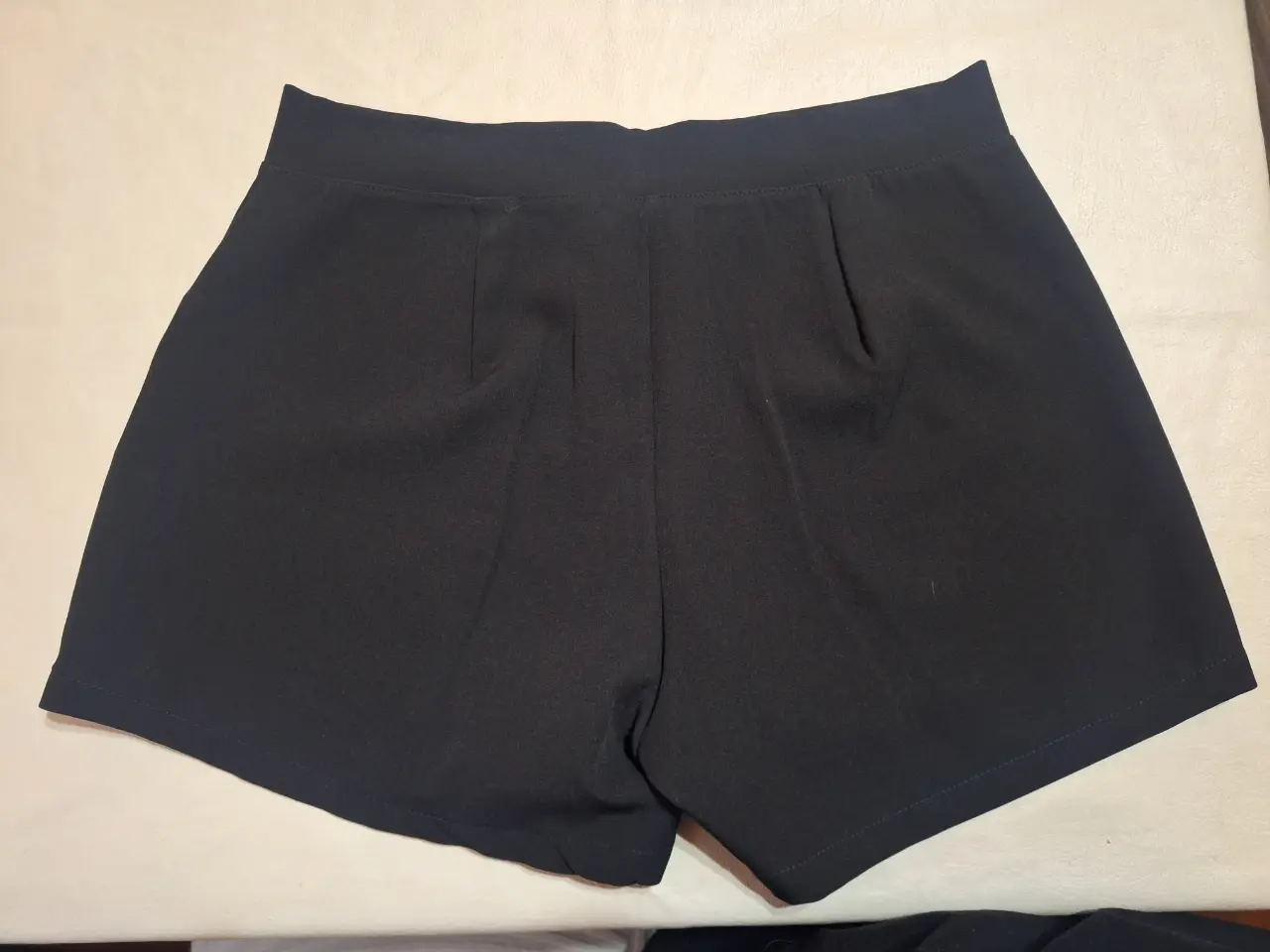 Short Sin marca - Vista 2