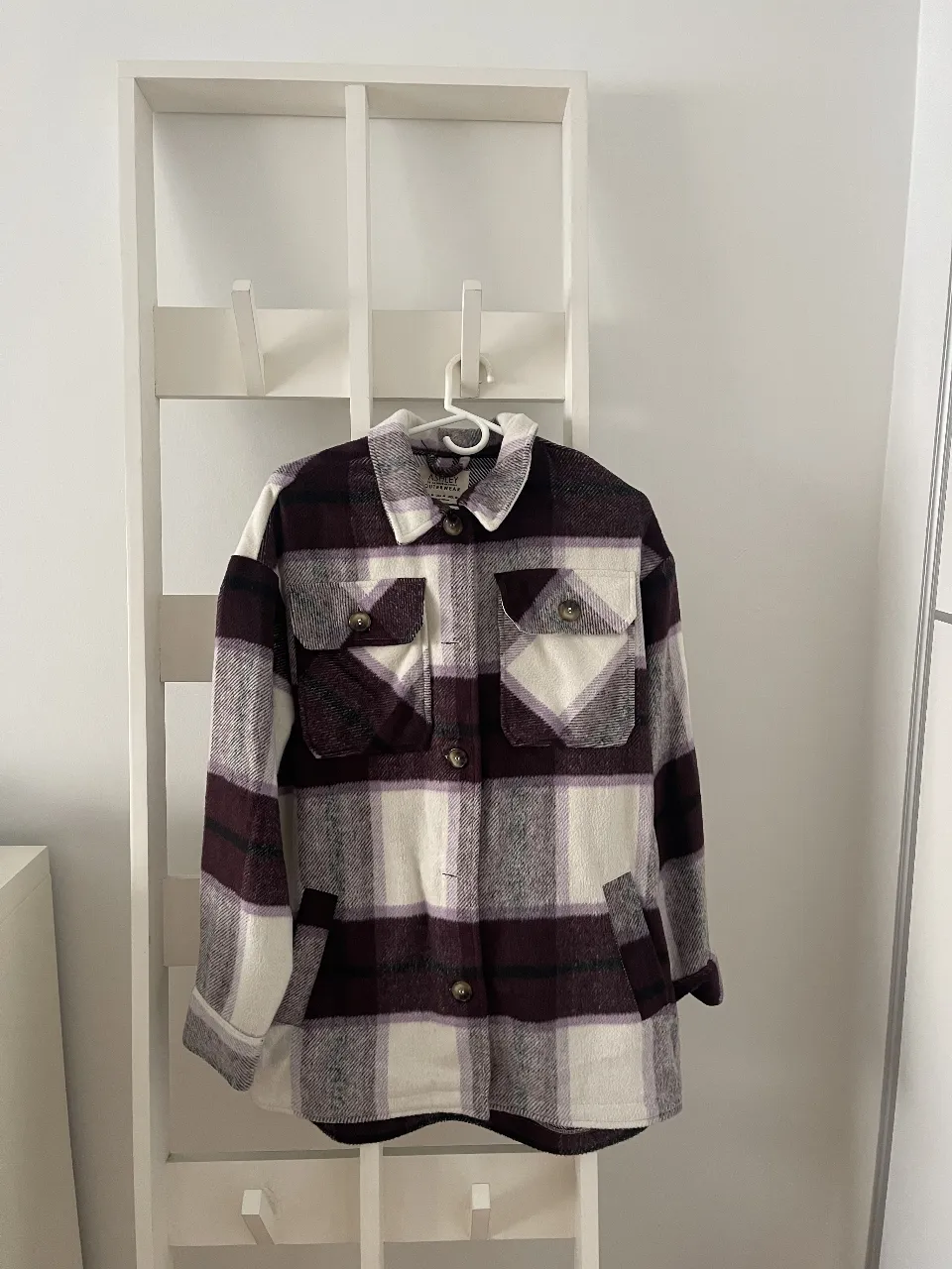 Camisaco de felpa (Mujer)
Marca Indian Emporium - Talle M amplia
Impecable estado
Medidas
- Hombro a hombro 51 cm
- Sisa 55 cm
- Largo 73 cm
