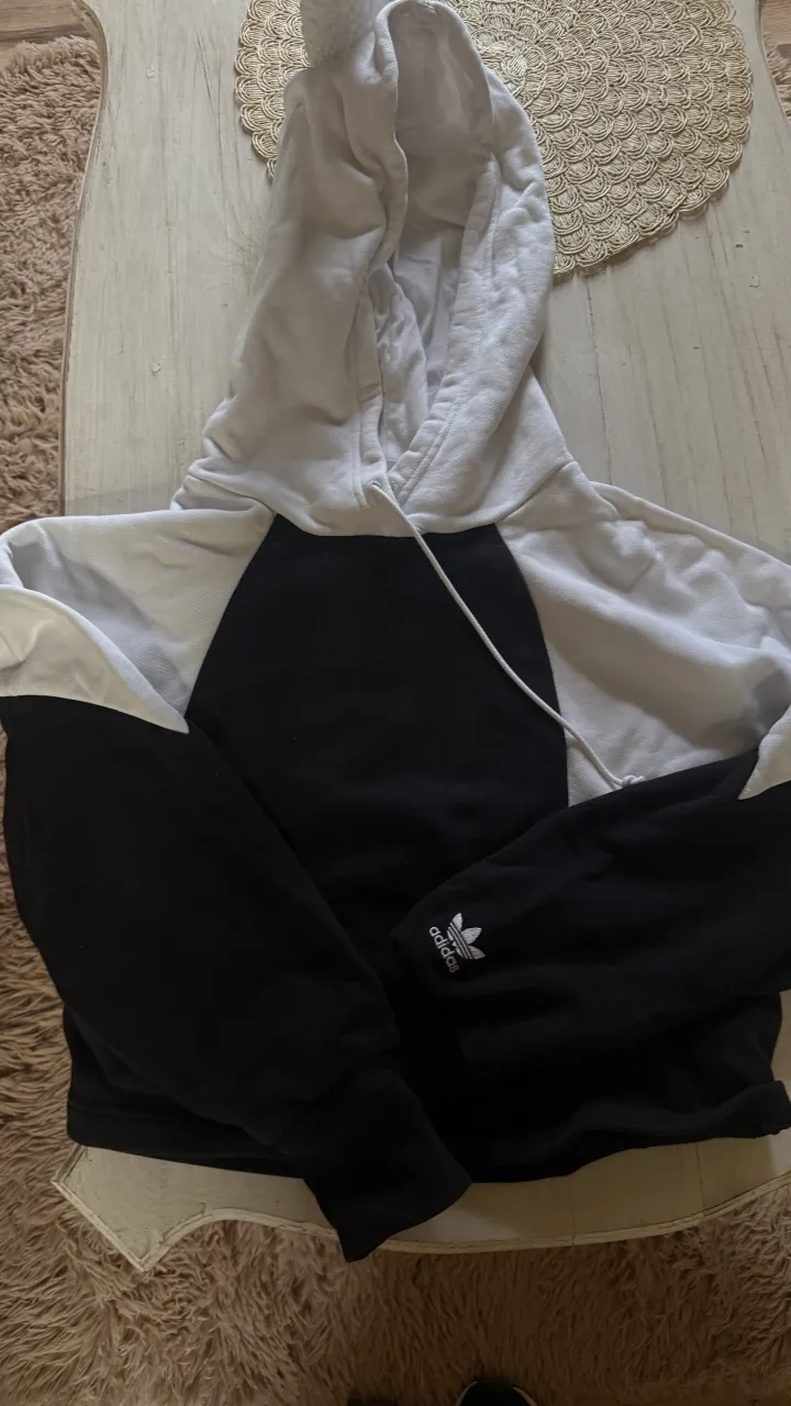 Buzo adidas - Vista 2