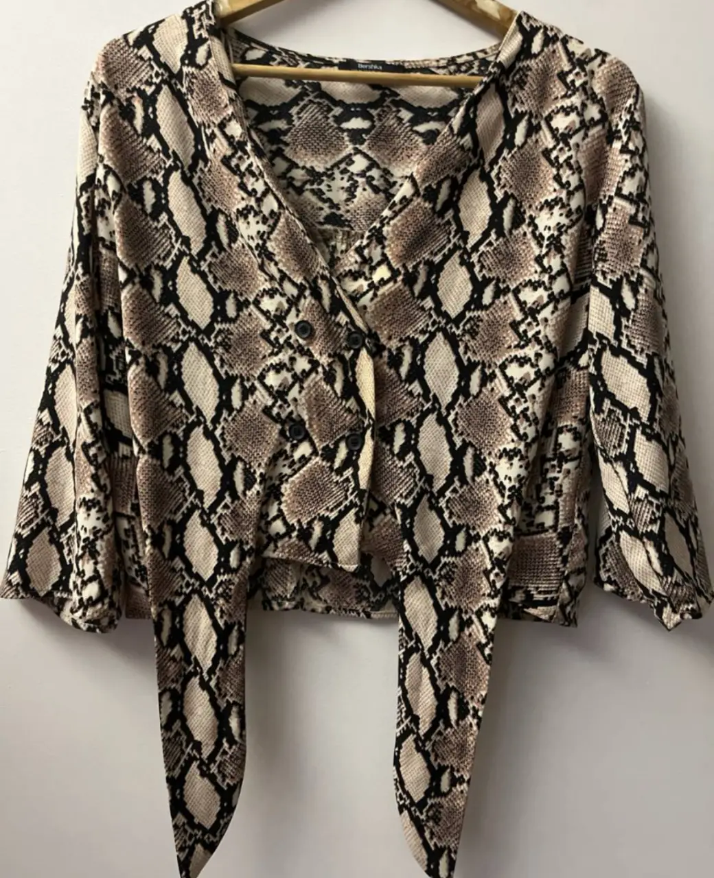 Blusa Bershka - Vista 2