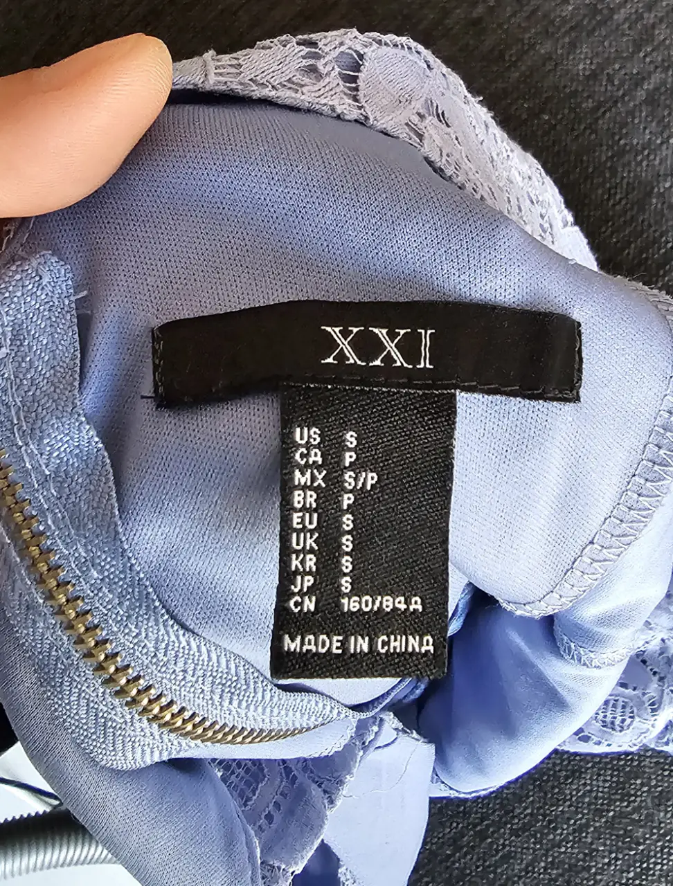 Top Forever 21 - Vista 3