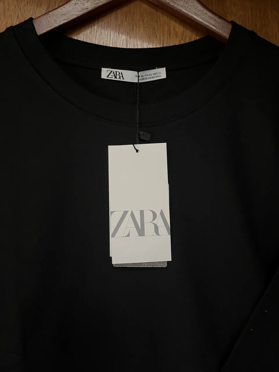 Remera Zara - Vista 2