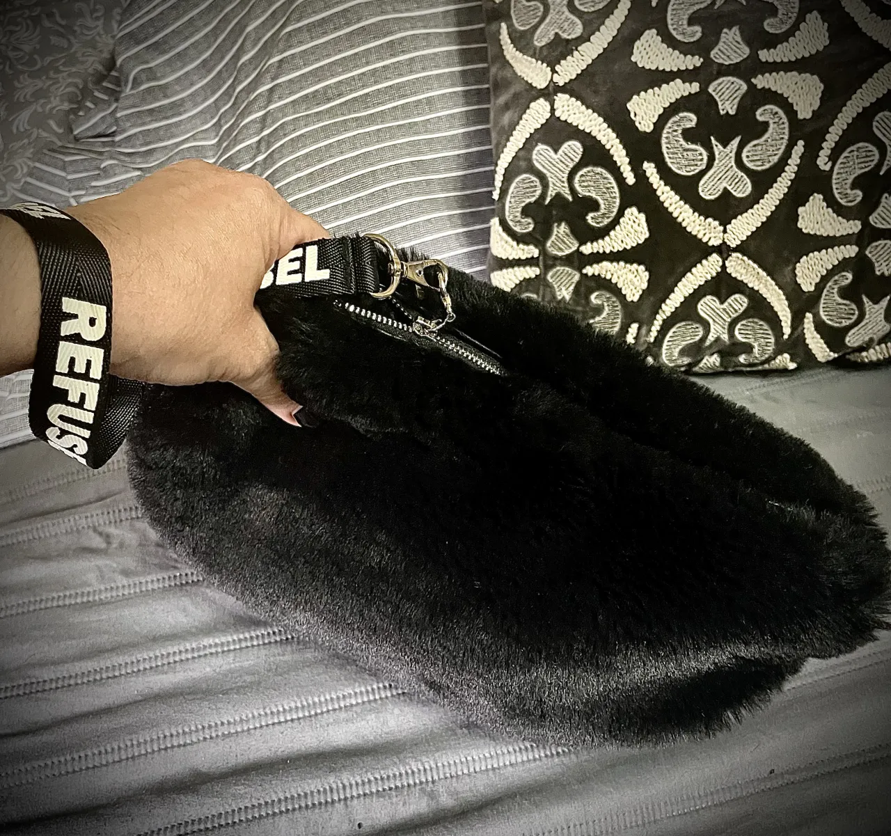 Bolso Bershka - Vista 2