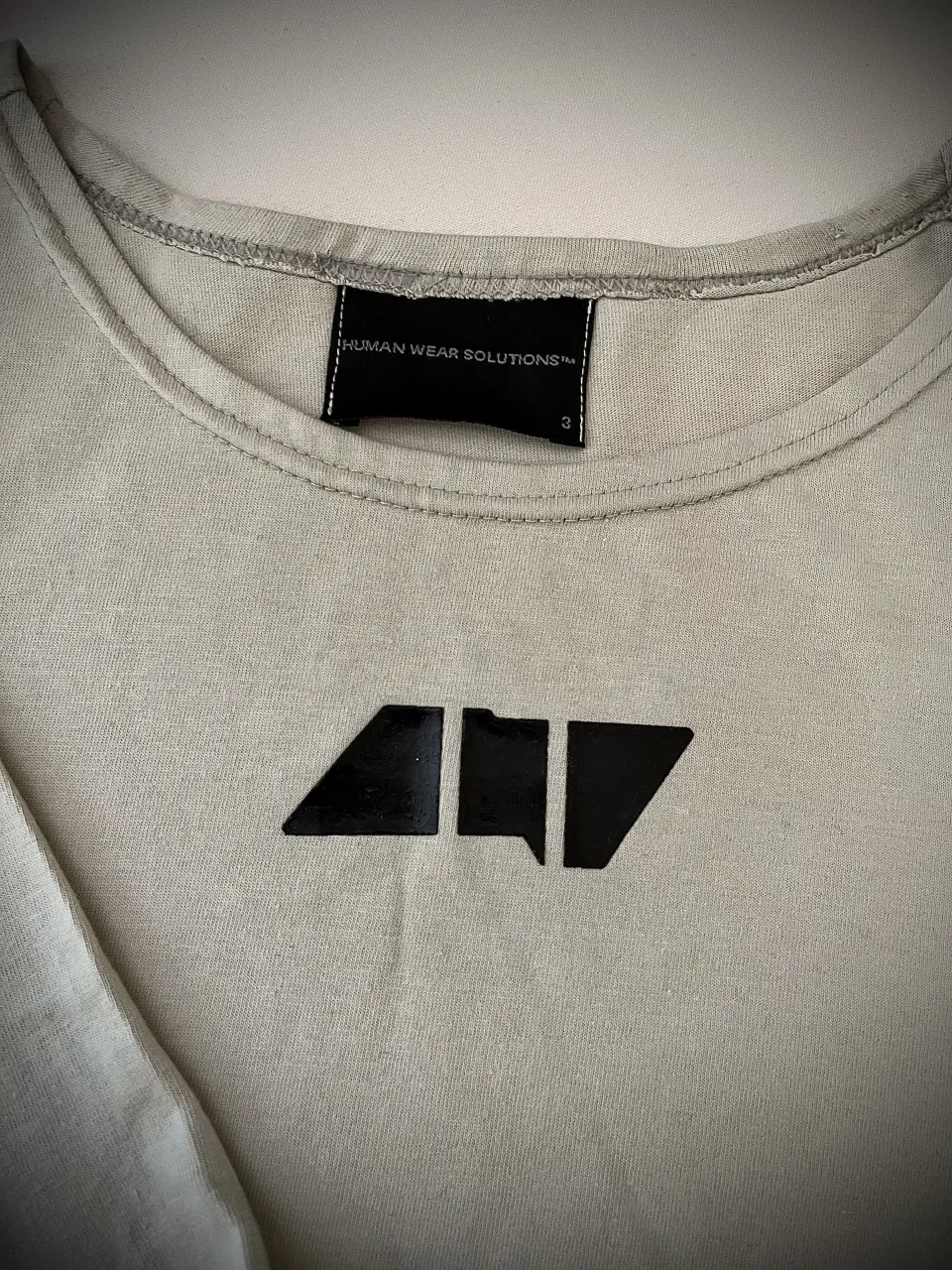 Remera Human Wear Solutions - Vista 2