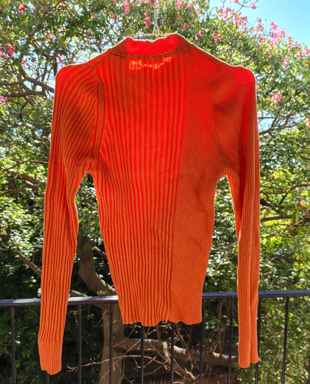 Sweater Etiqueta Negra - Vista 3