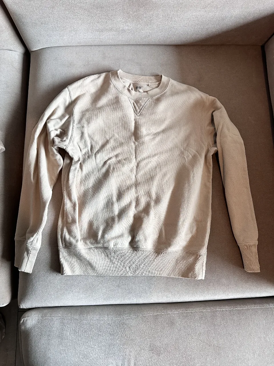 Buzo Uniqlo - Vista 2
