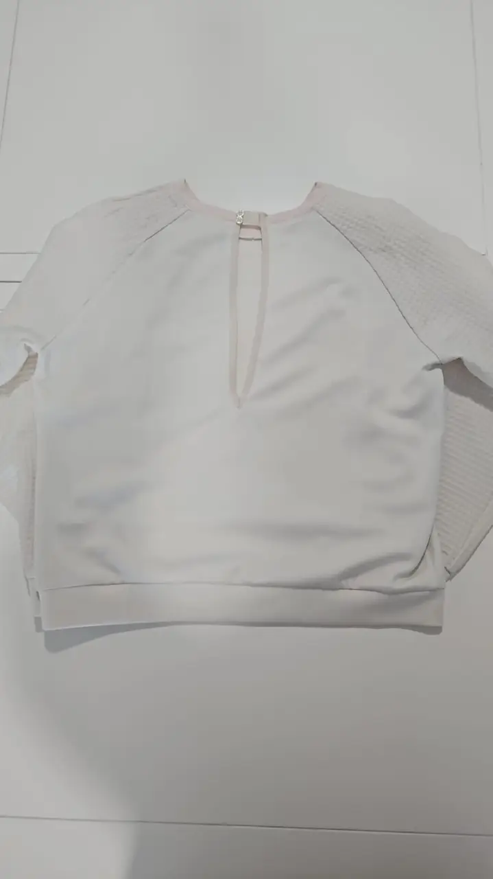 Buzo Benetton - Vista 2