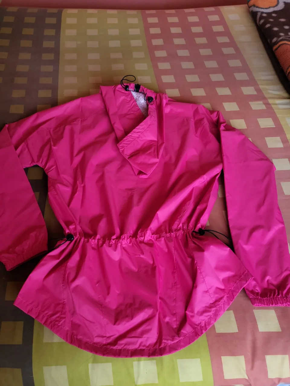 Impermeable Vandalia - Vista 4