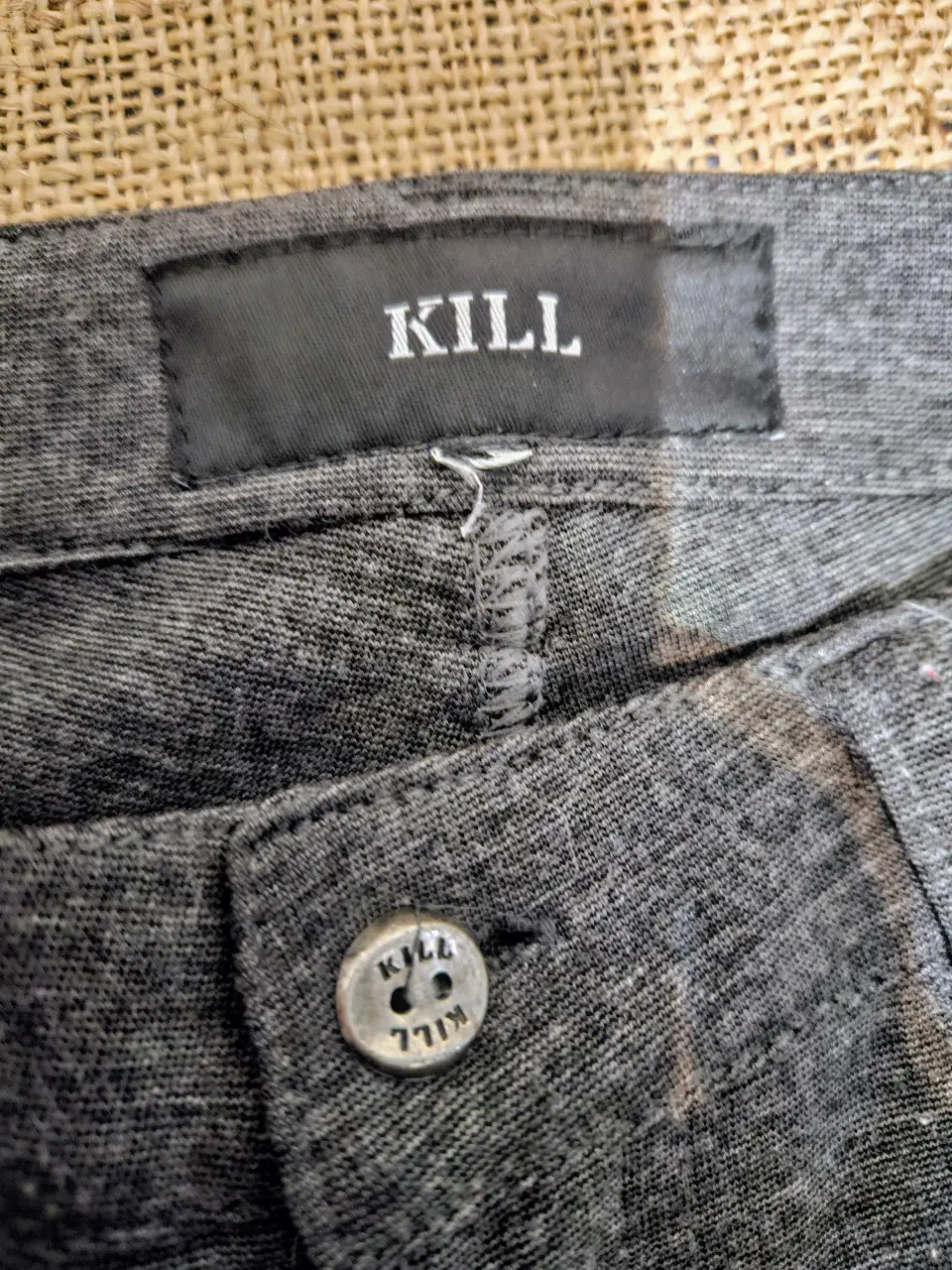 Pantalón Kill - Vista 3