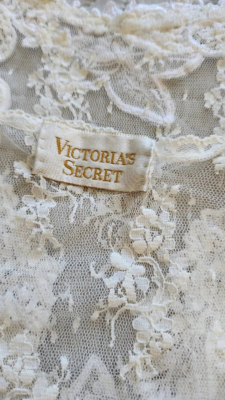 Top Victoria's Secret - Vista 3