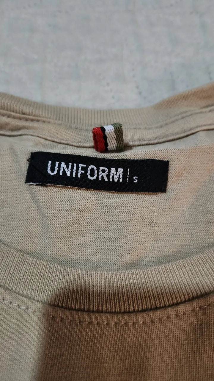 Remera Uniform - Vista 3