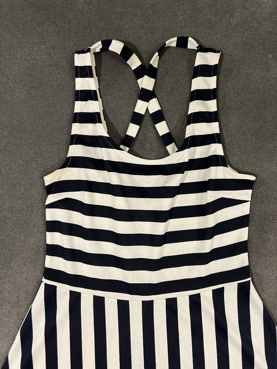 Vestido H&M - Vista 2