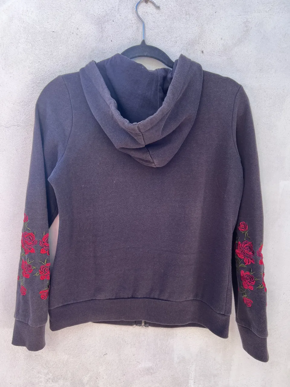 Buzo A ≠ - Vista 3