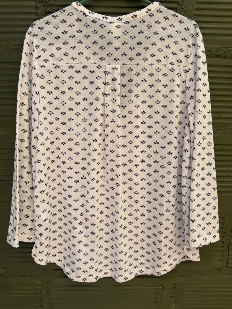 Remera H&M - Vista 3