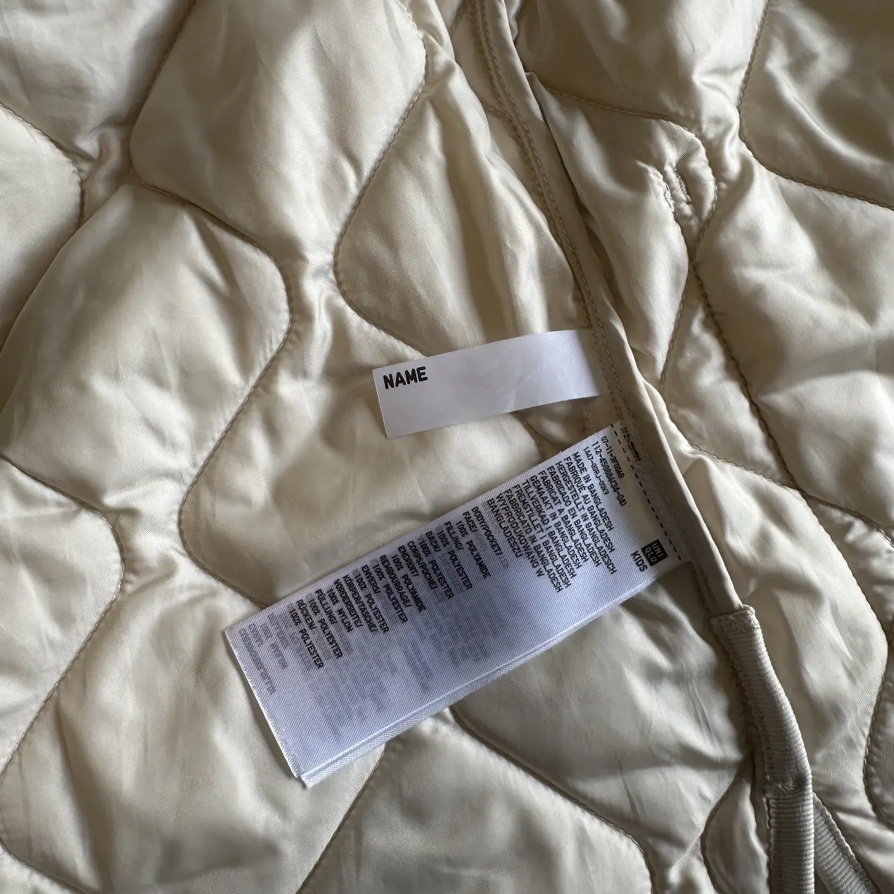 Campera Uniqlo - Vista 3