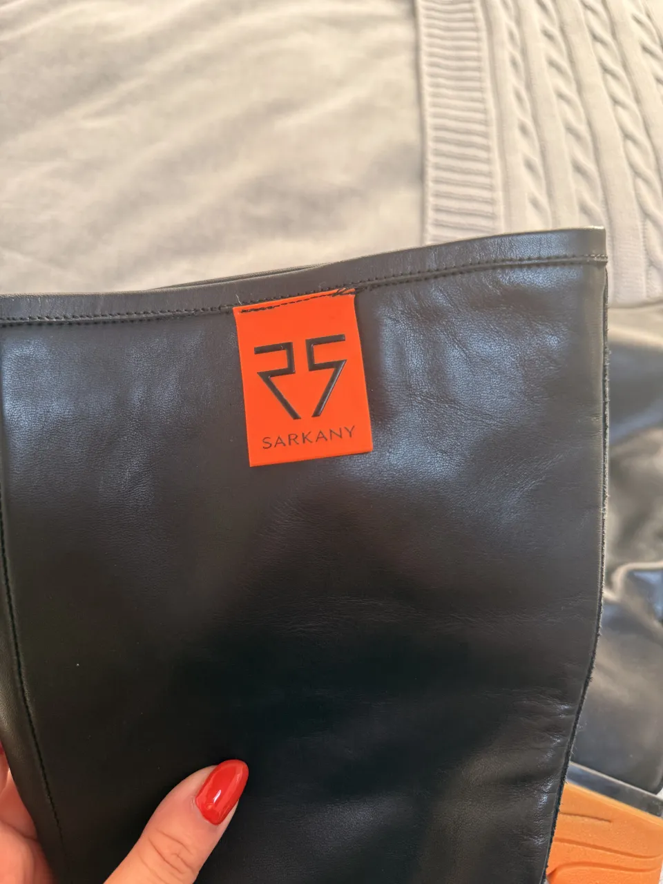 Borcegos Sarkany - Vista 3