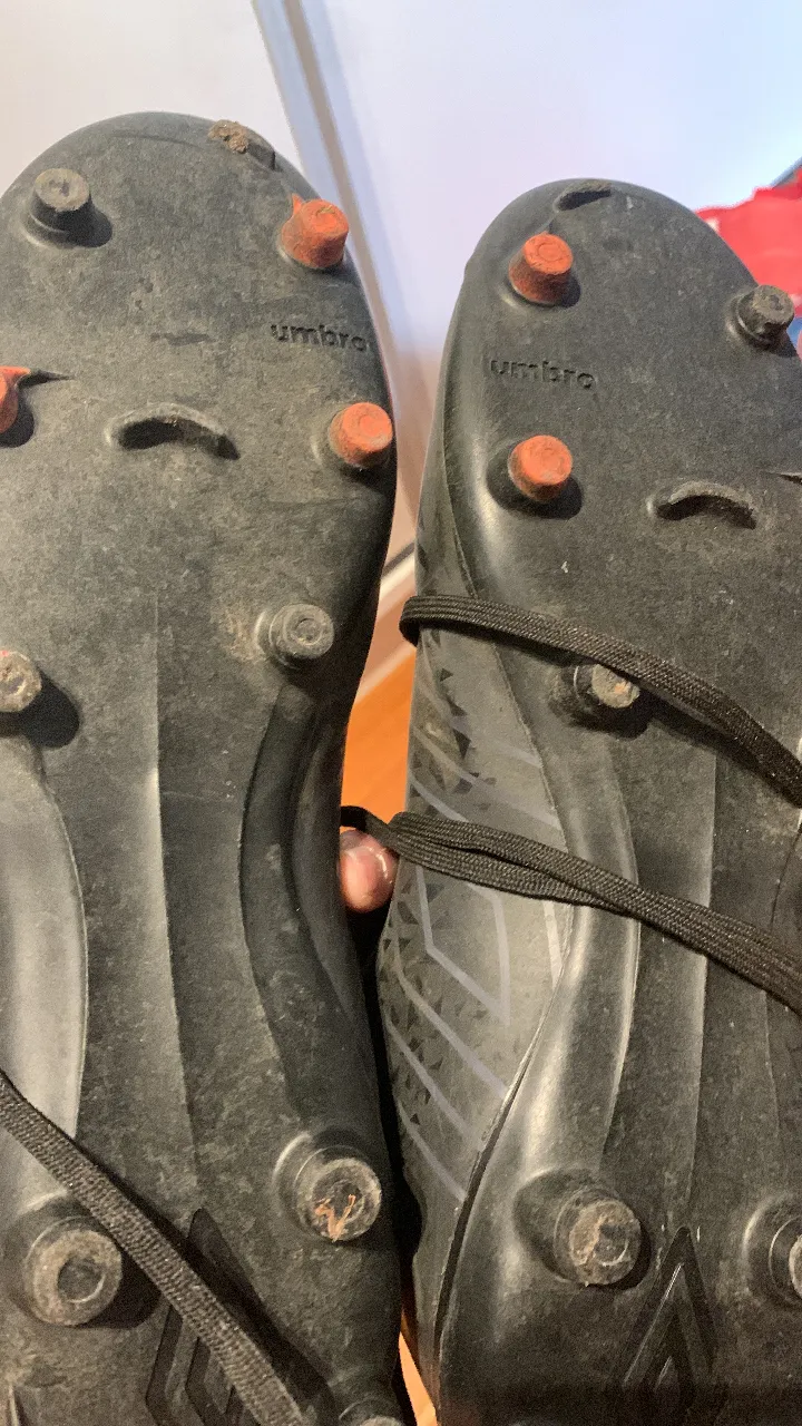 Botines Umbro - Vista 3