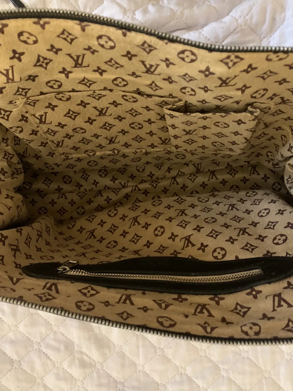 Louis Vuitton - Vista 3