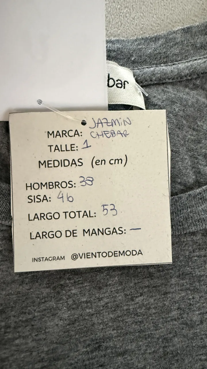 Remera Jazmín Chebar - Vista 6