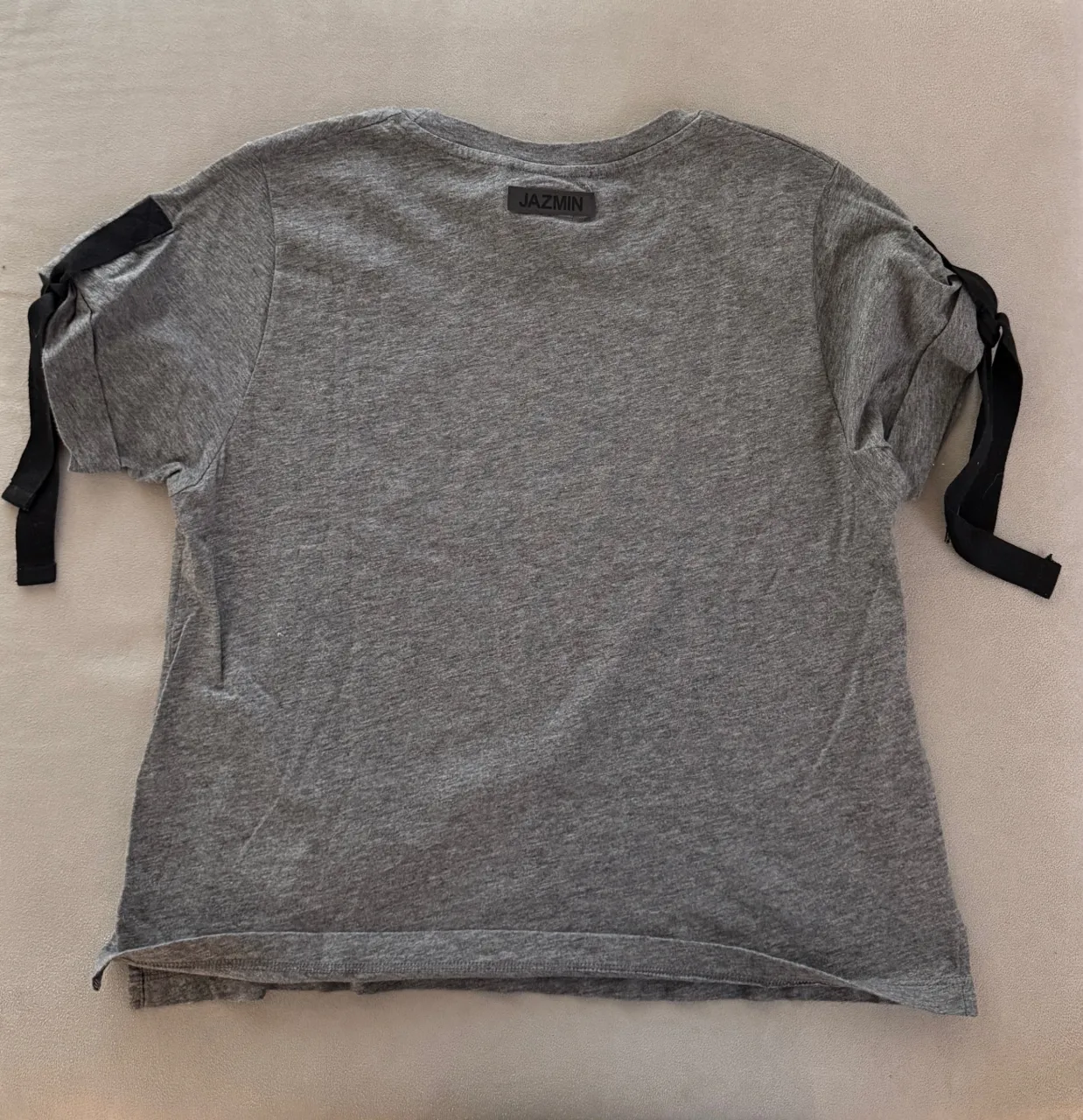 Remera Jazmín Chebar - Vista 4