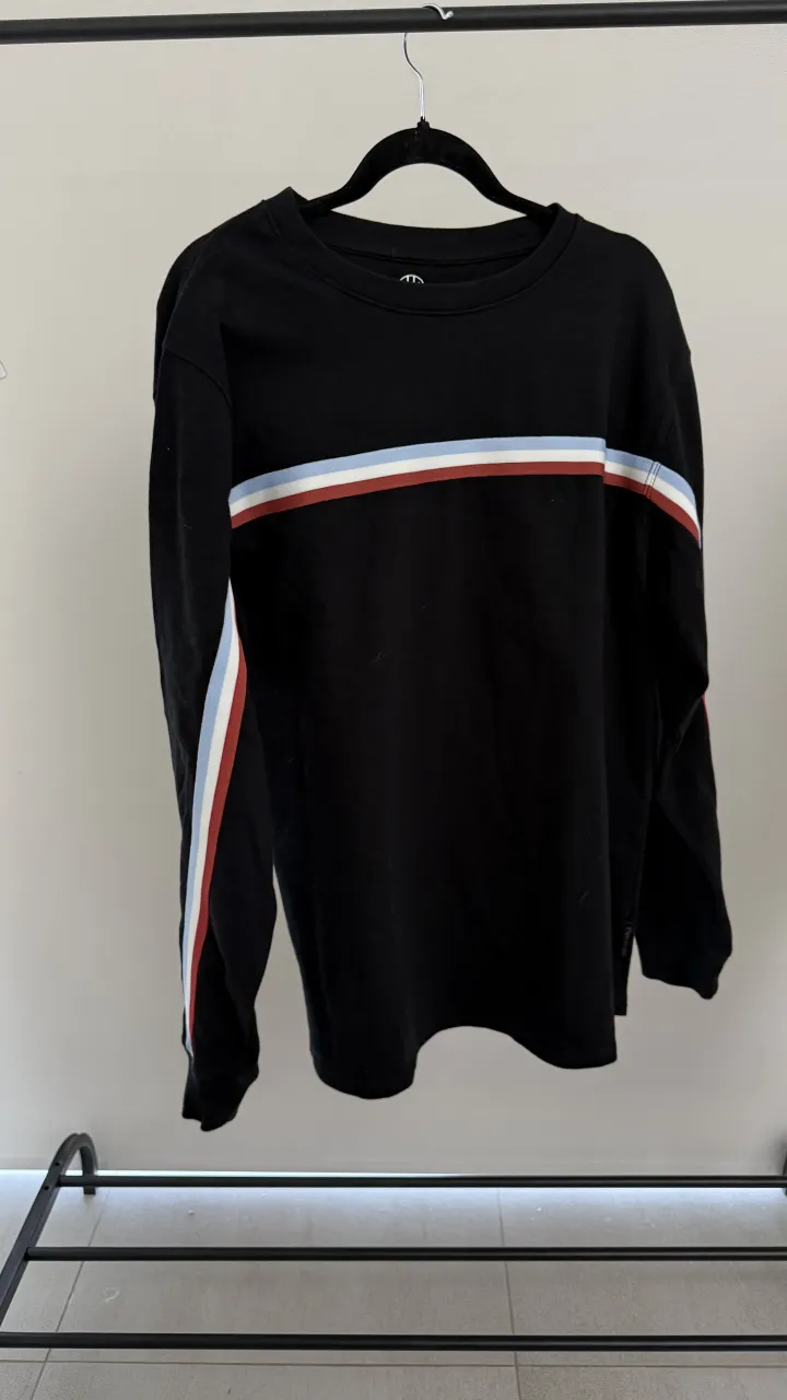 Buzo Sin marca - Vista 4