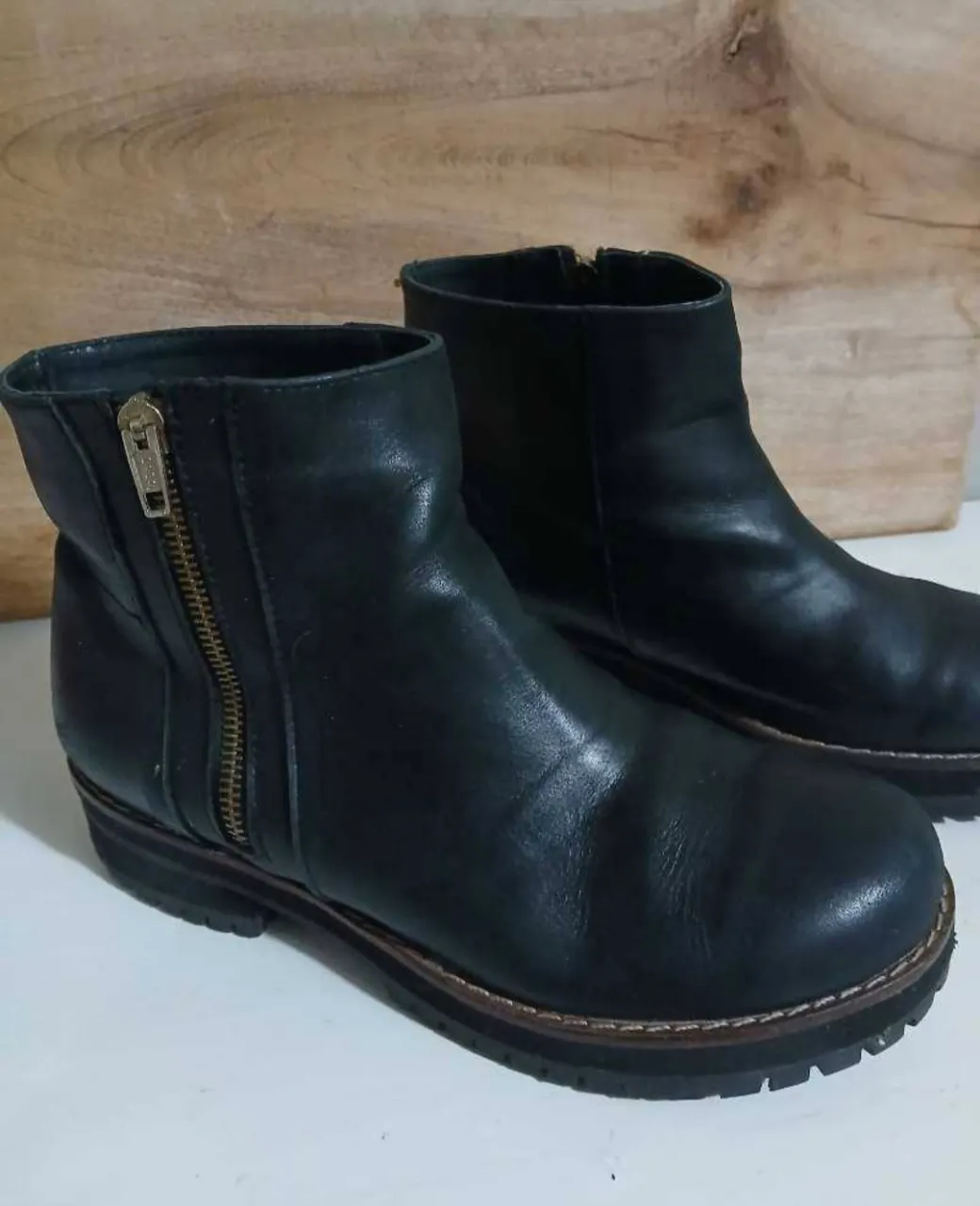 botas caña baja de 16cm (contando la suela) talle 37. Usadas, muy buen estado.