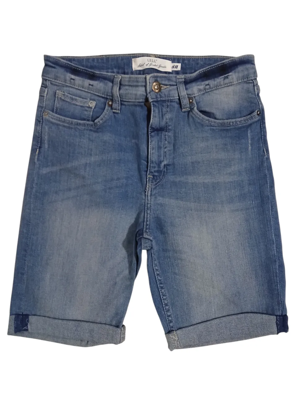 Bermudas de jean elastizado, tiro alto. talle en foto de etiqueta. medidas cintura 34 sin estirar, tiro 36cm largo total 41cm
