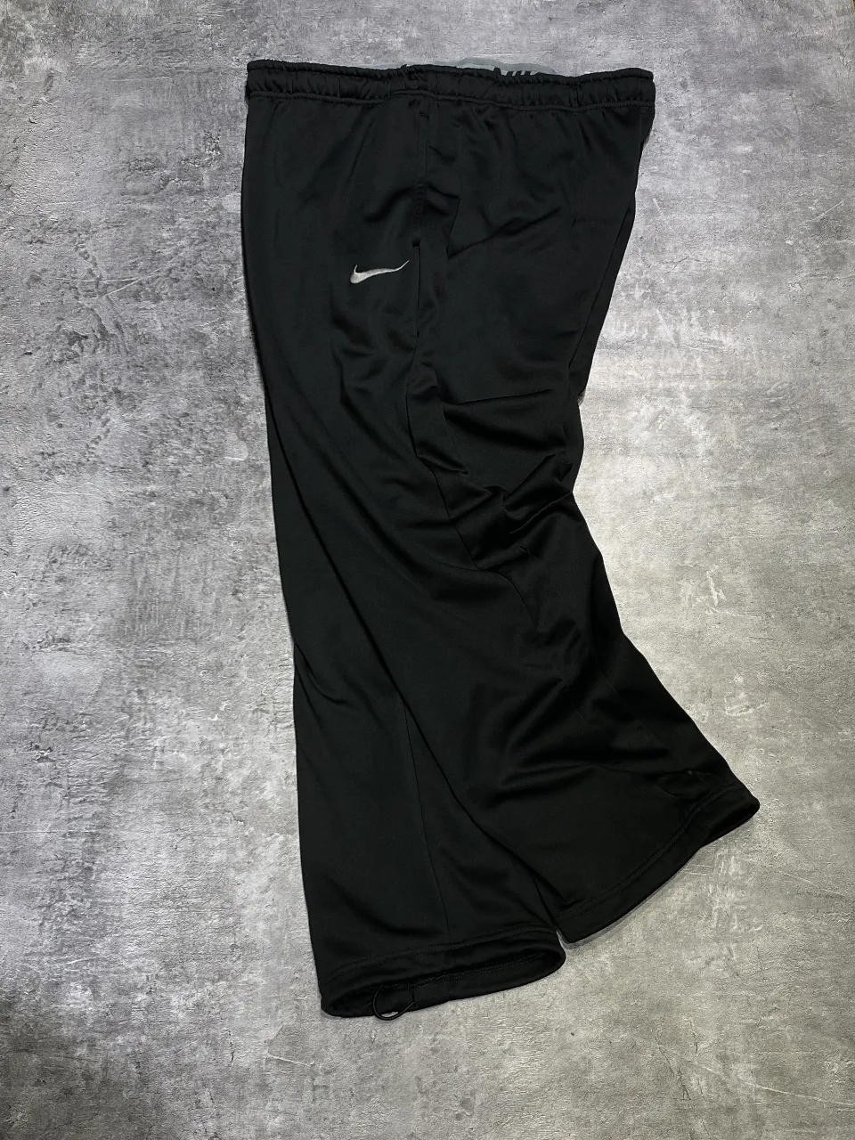 Pantalón Nike - Vista 2