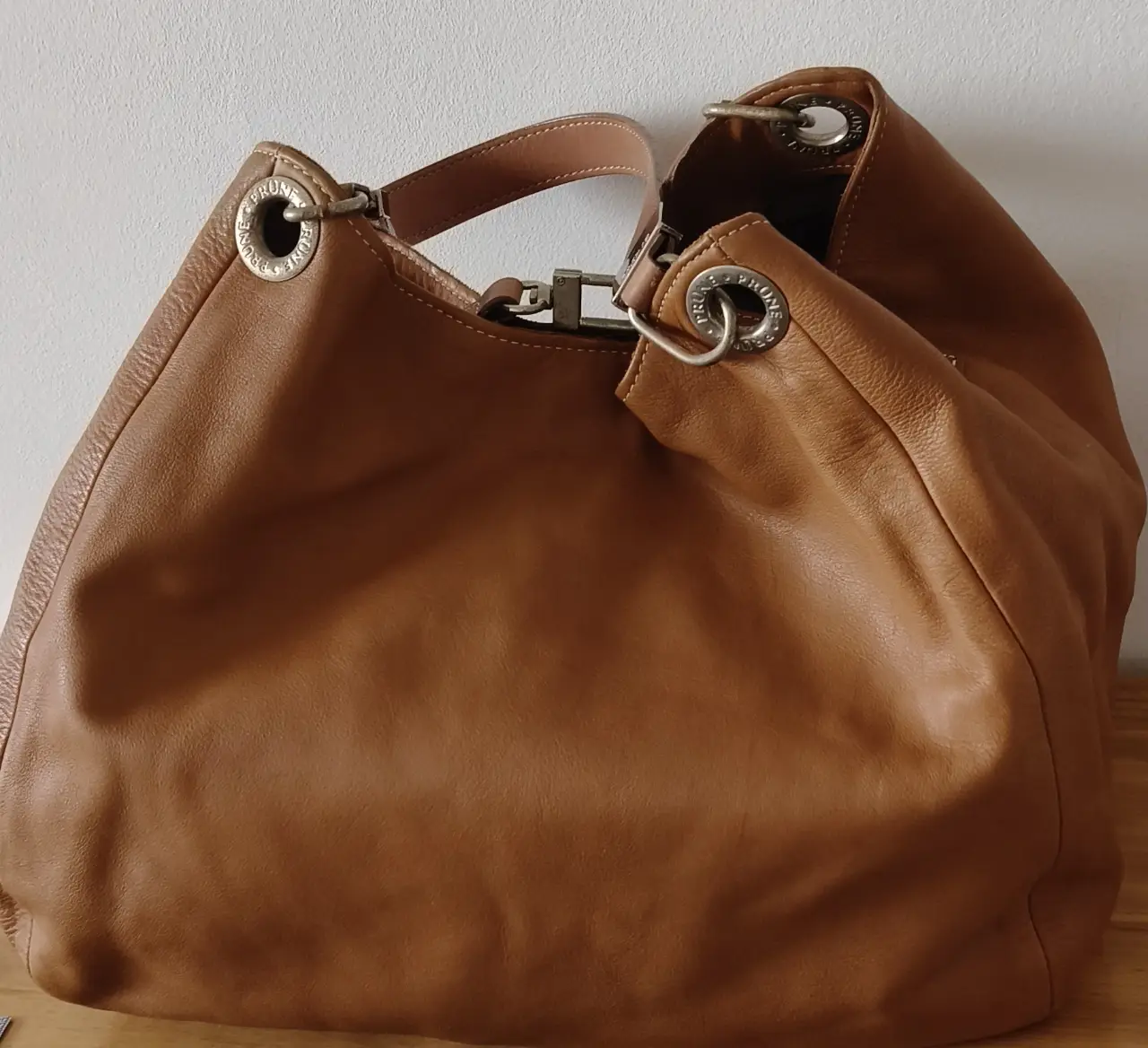 Cartera Prüne - Vista 2