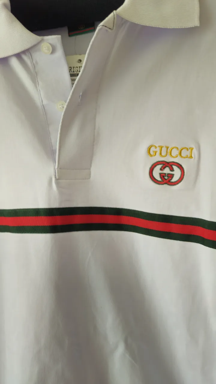 Remera Gucci - Vista 2