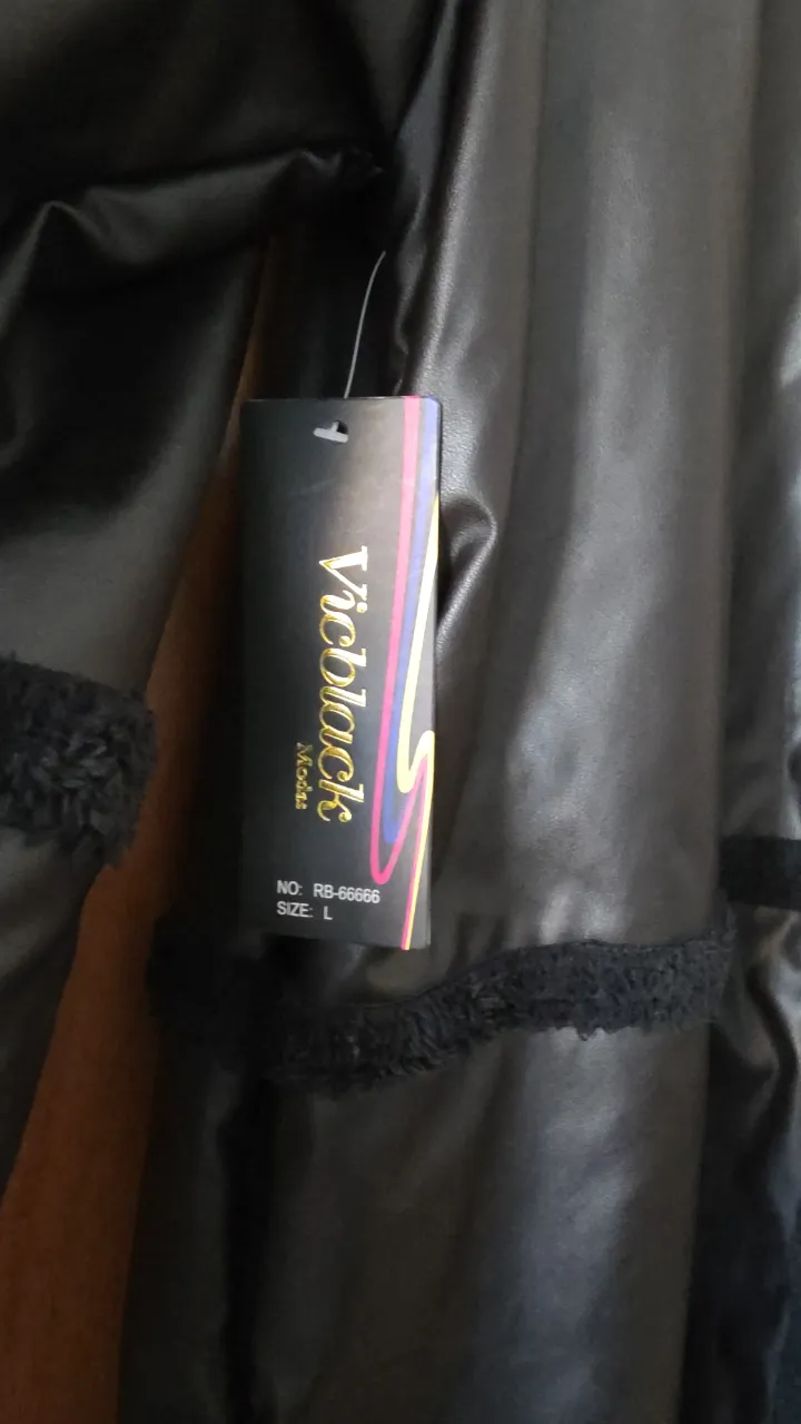 Campera Vicblack - Vista 4